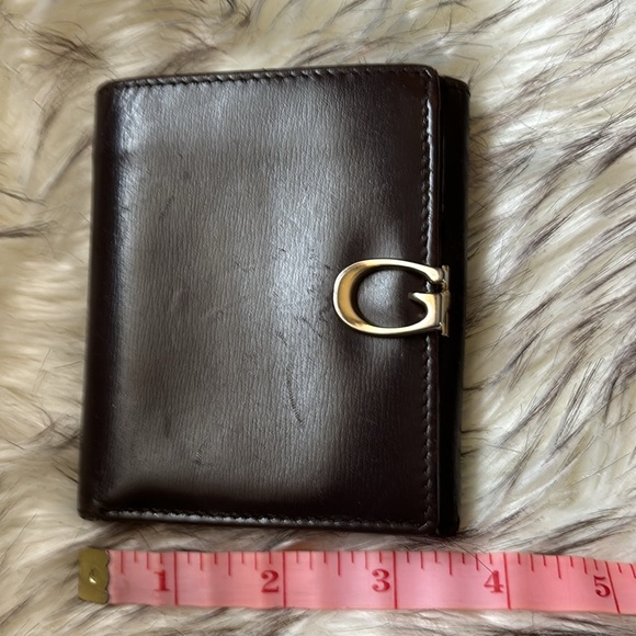 - GUCCI small bifold leather wallet with soft leather lining. Full inclusi… - Picture 14 of 15